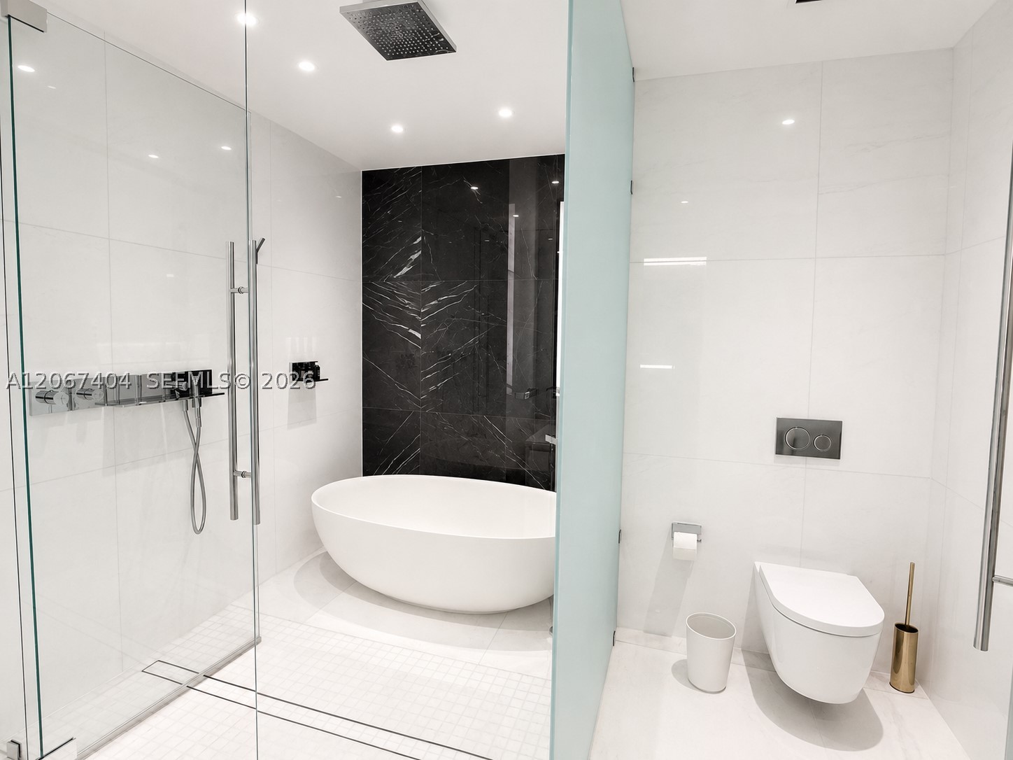image Aston Martin Residences26