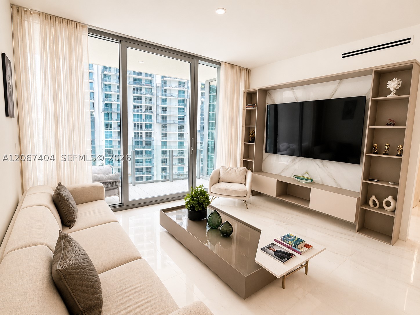 image Aston Martin Residences6