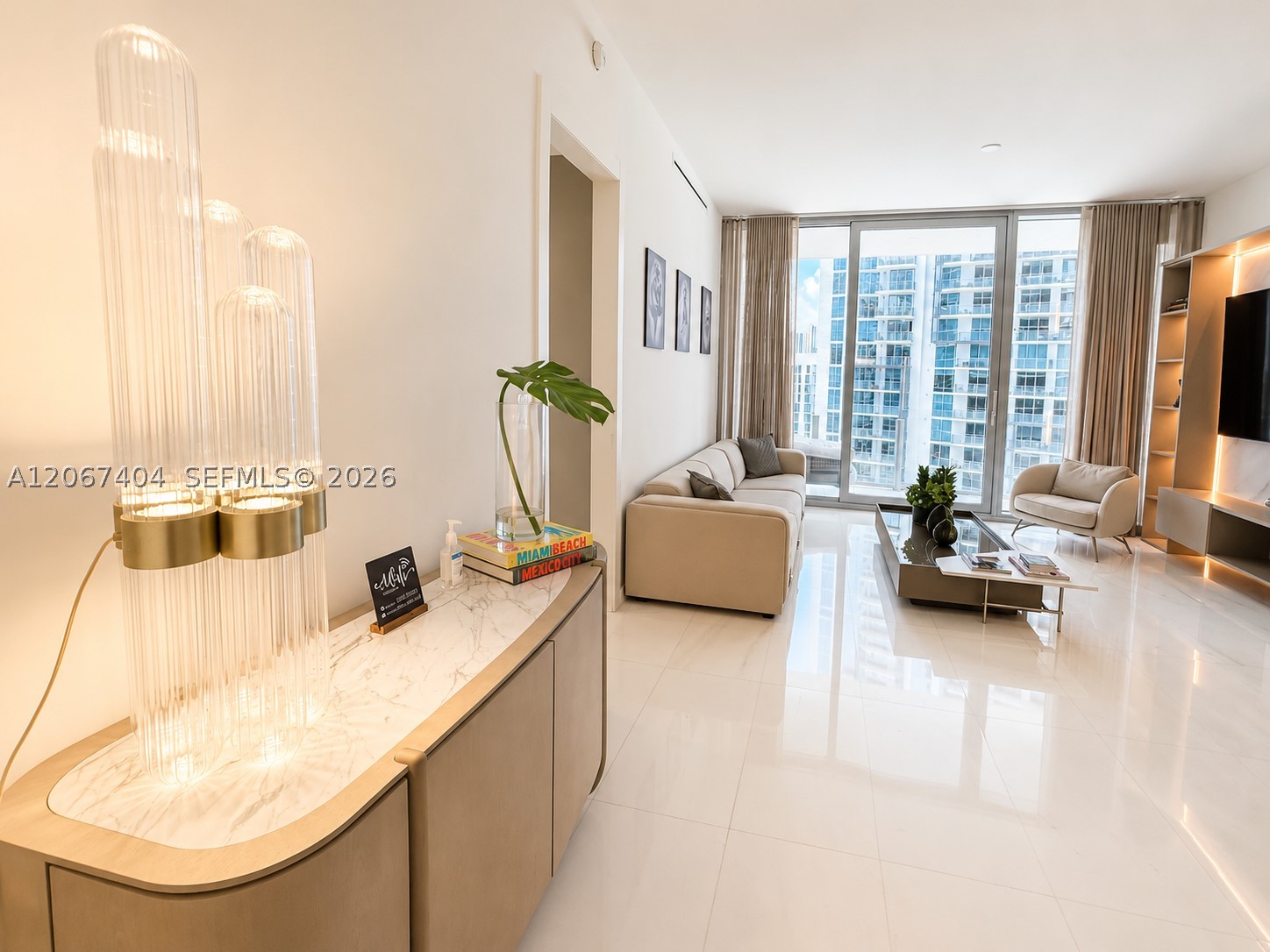 image Aston Martin Residences8