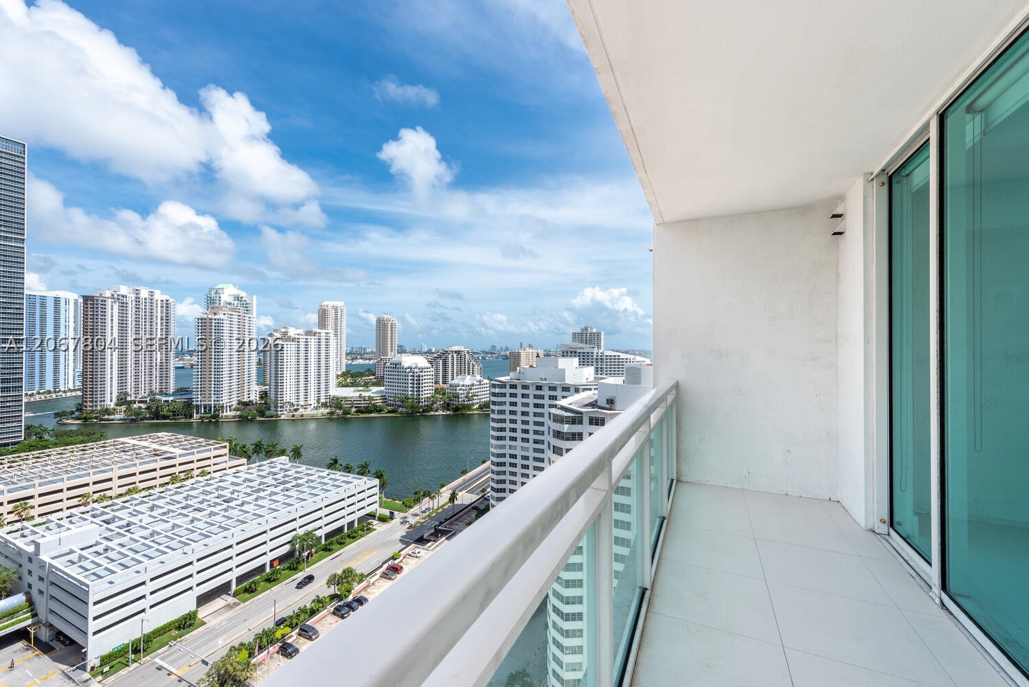 950 Brickell Bay Dr #2208