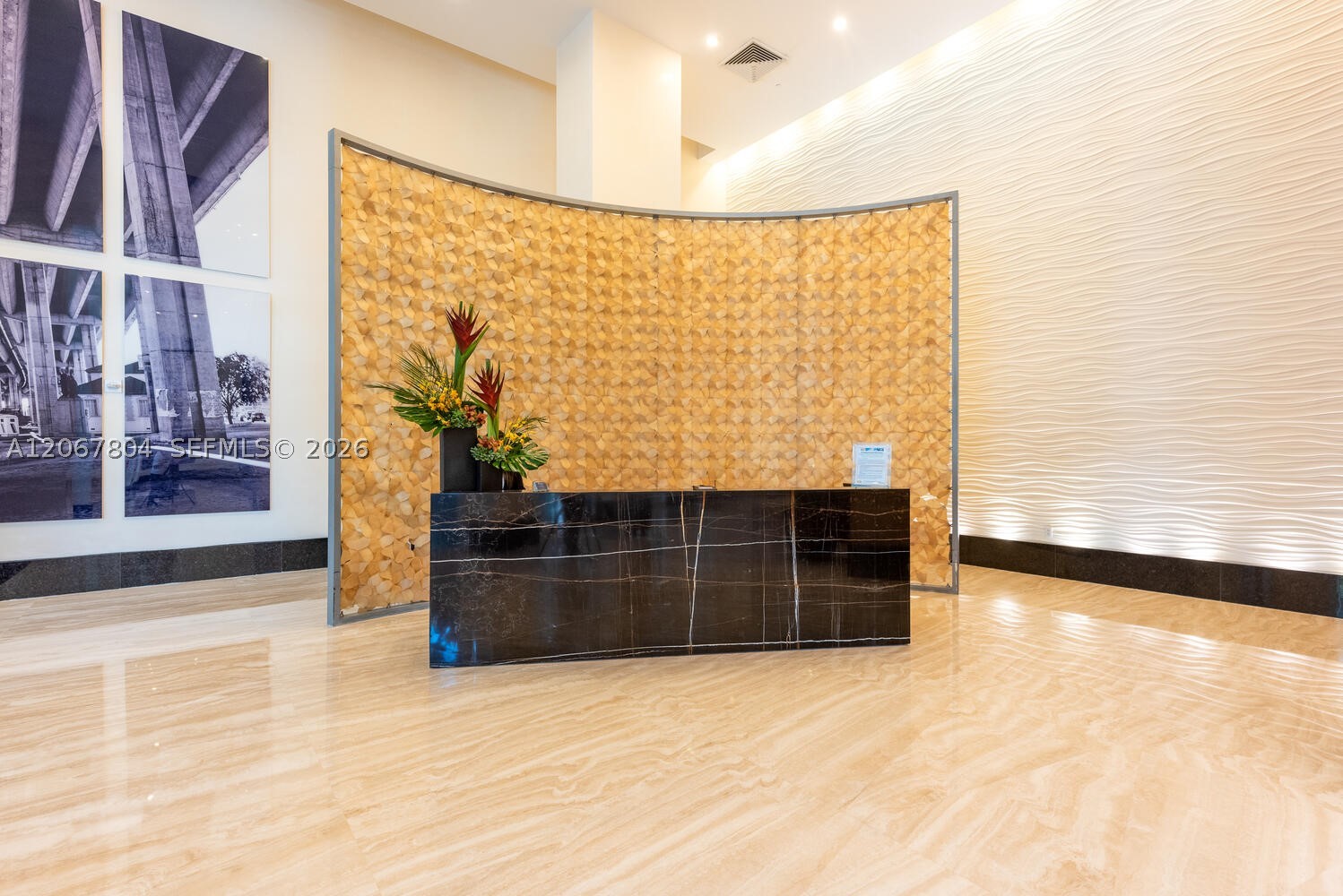 image The Plaza on Brickell East20