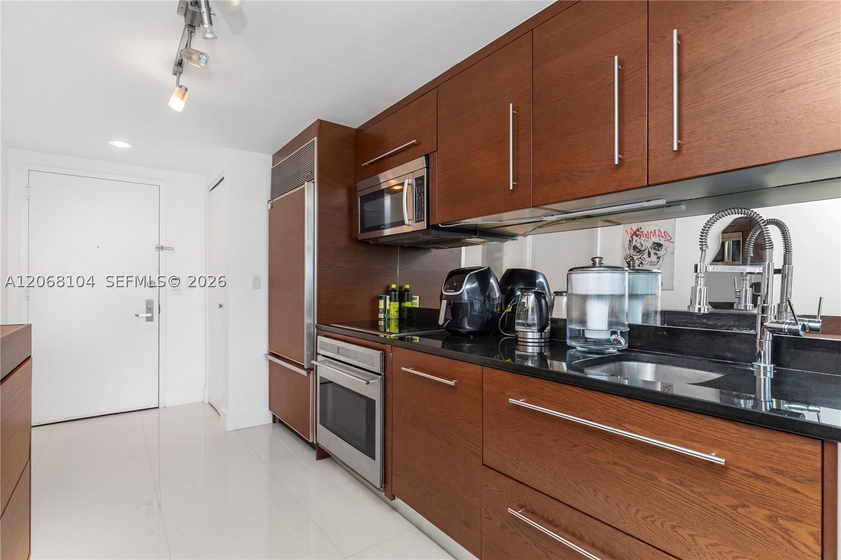 image Icon Brickell I9