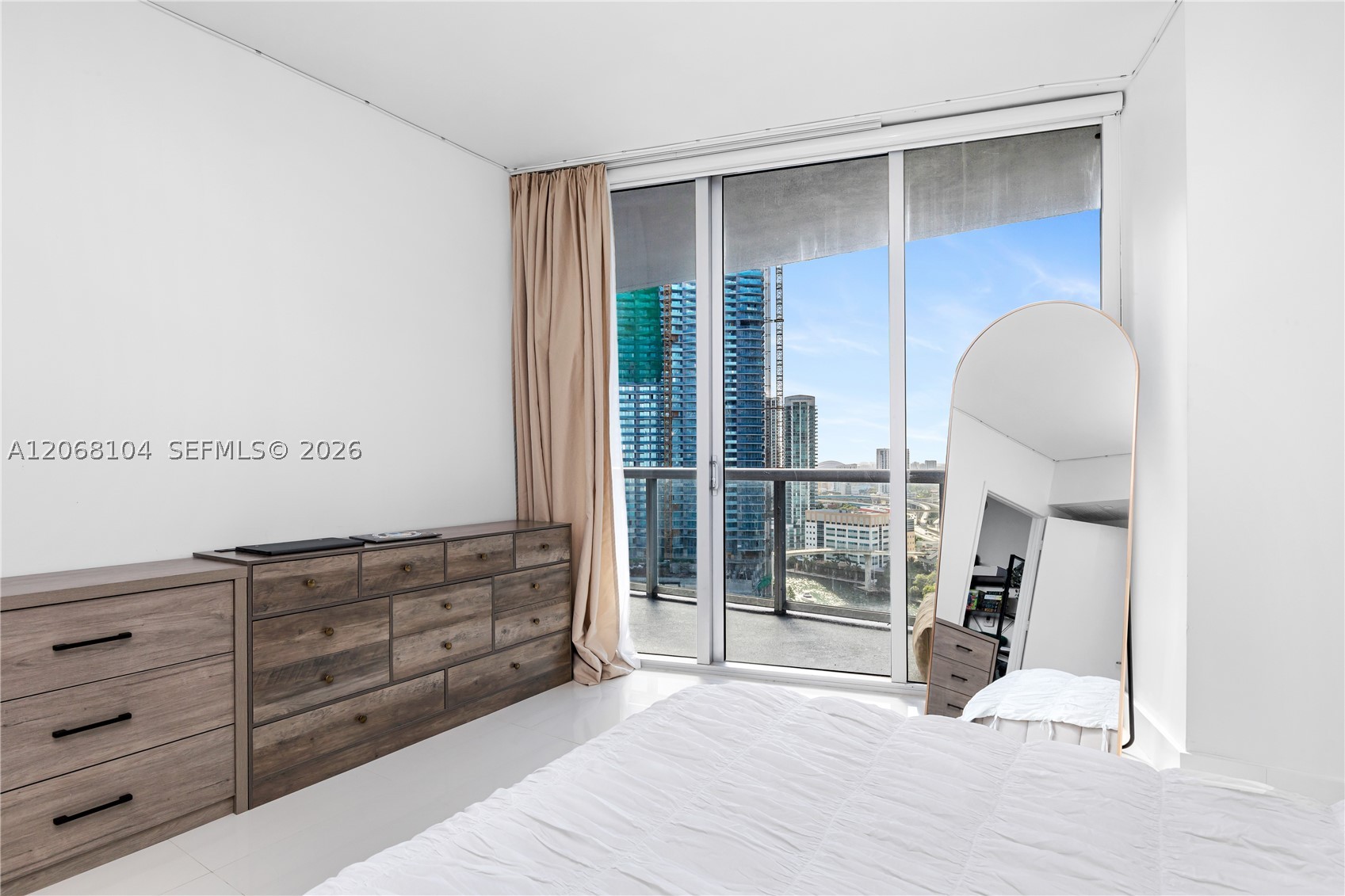 image Icon Brickell I12