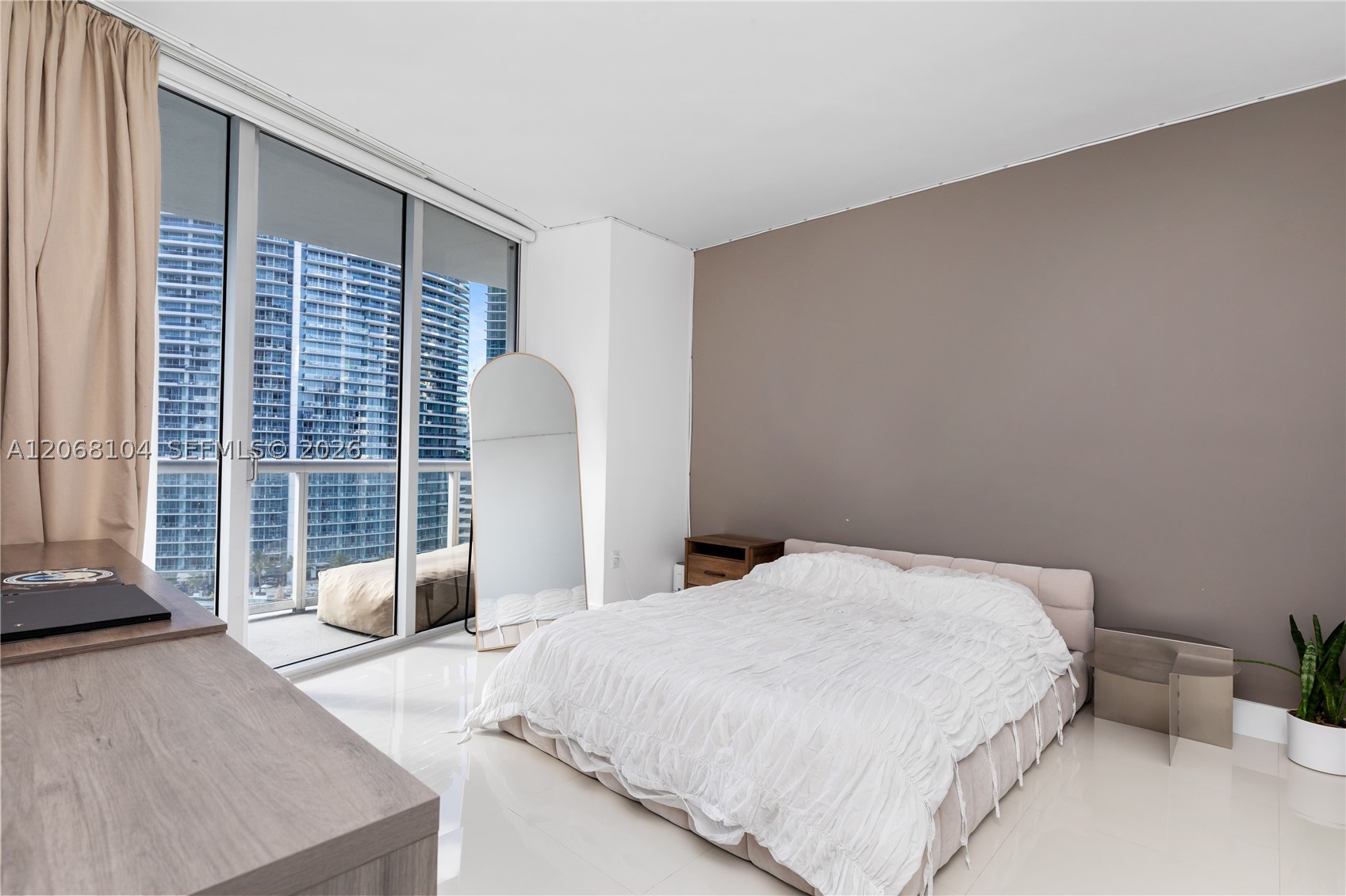 image Icon Brickell I13