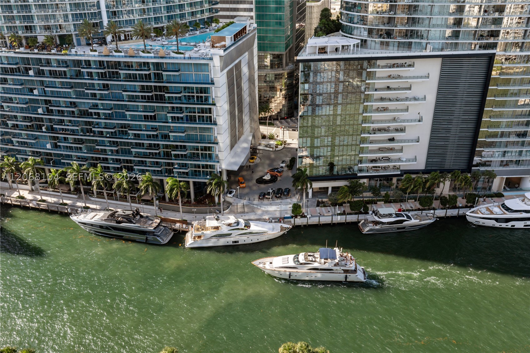image Icon Brickell I16