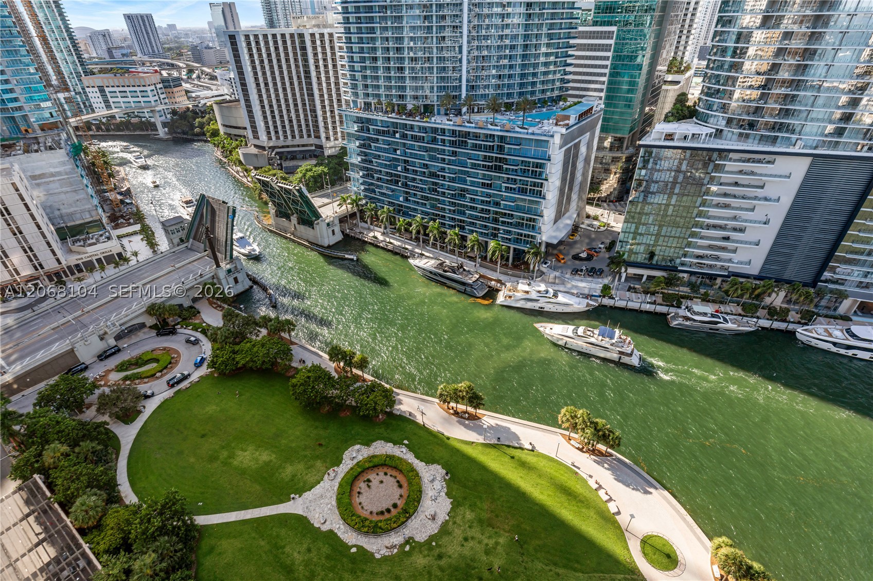 image Icon Brickell I17