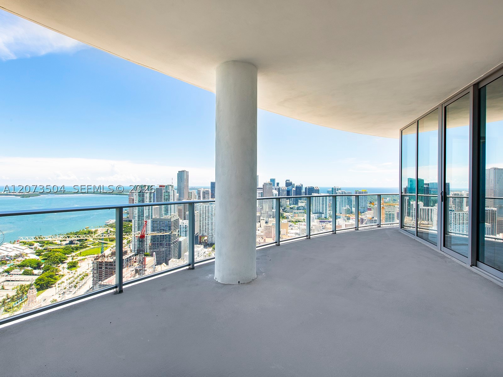 image Paramount Miami Worldcenter1