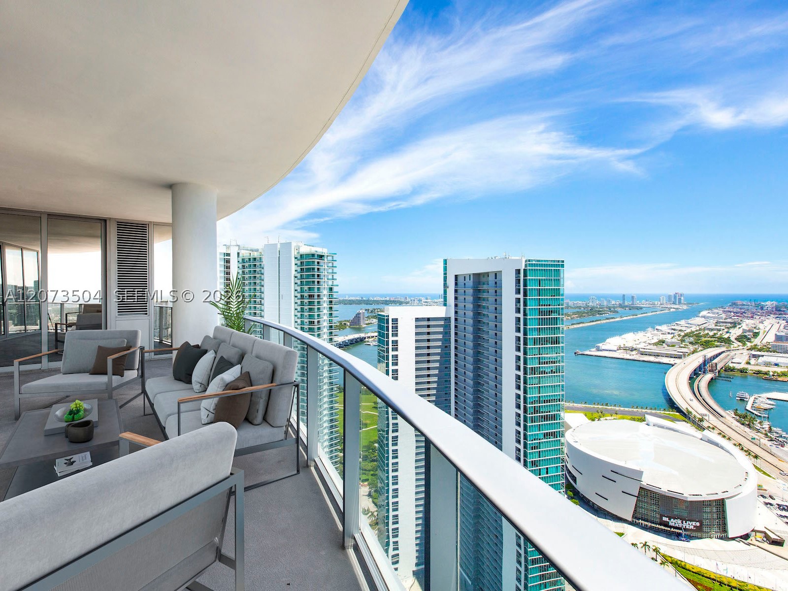 image Paramount Miami Worldcenter30