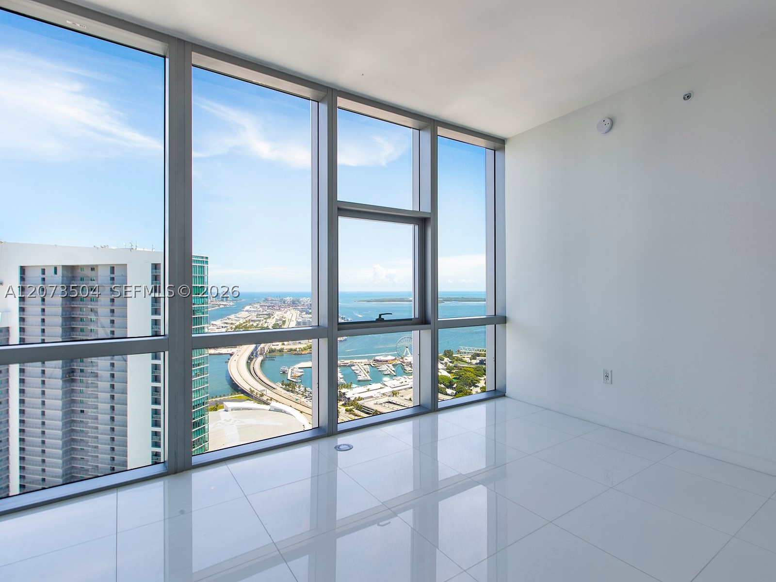 image Paramount Miami Worldcenter35