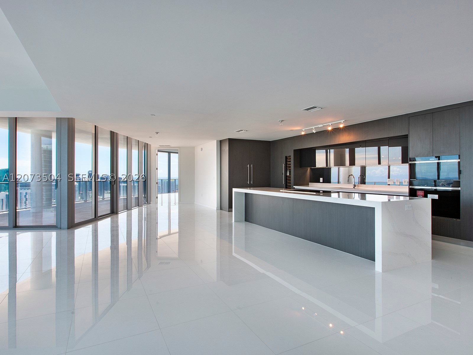 image Paramount Miami Worldcenter5