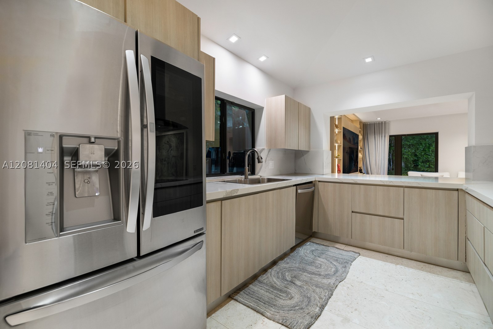 771 Fairway Dr Miami Beach, FL 33141