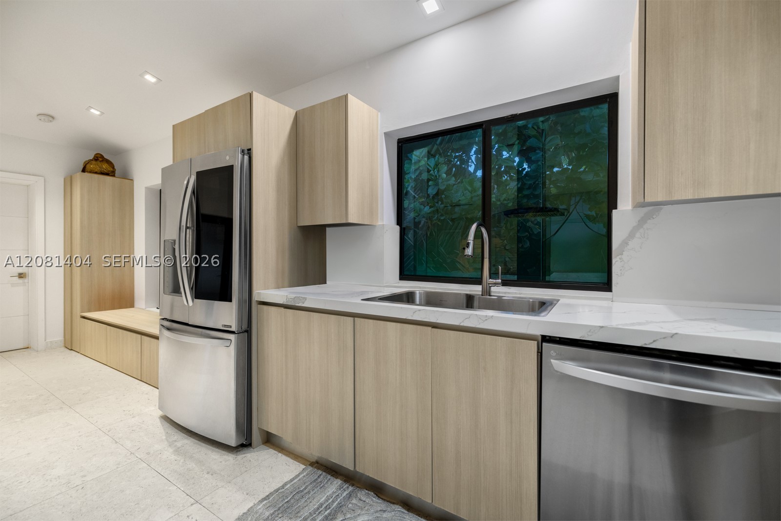 771 Fairway Dr Miami Beach, FL 33141