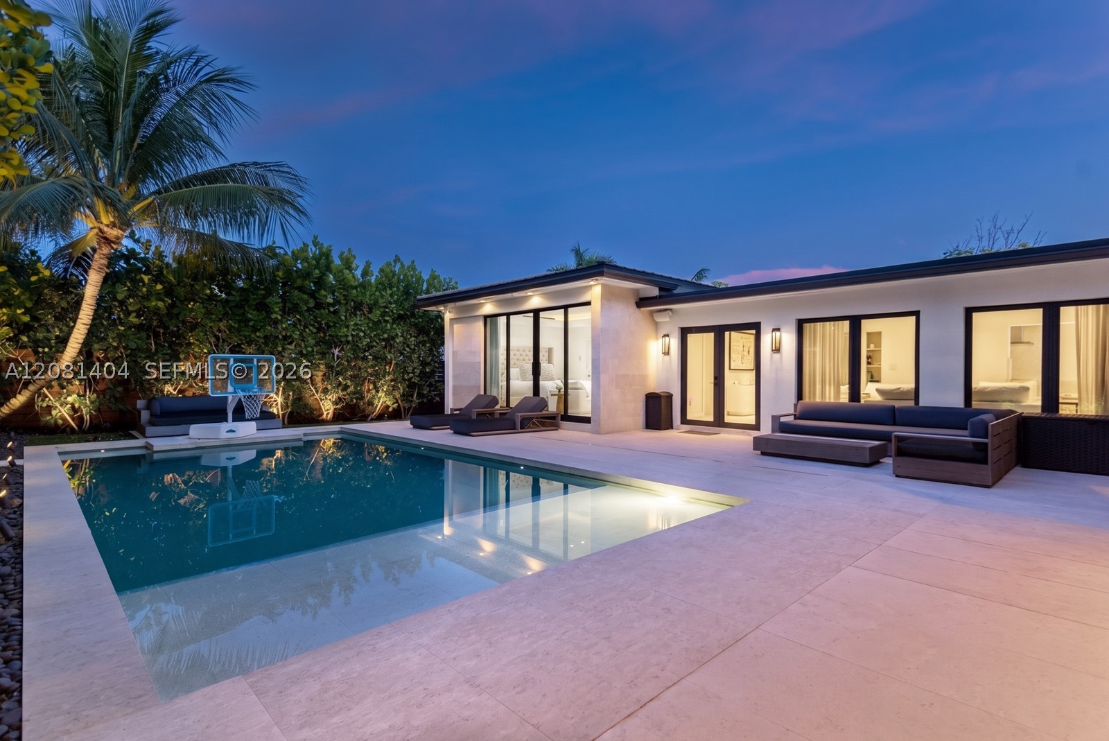 771 Fairway Dr Miami Beach, FL 33141