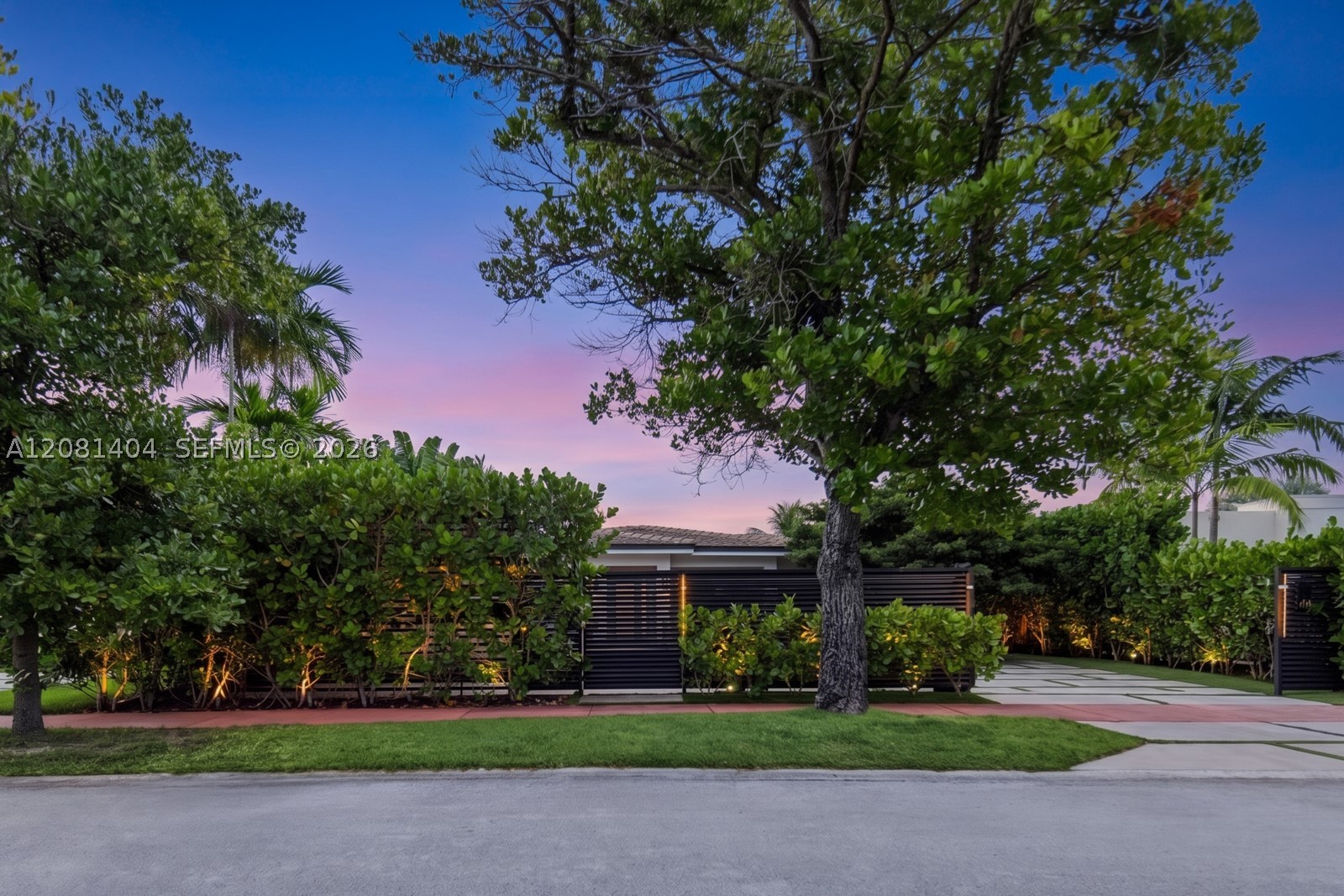 771 Fairway Dr Miami Beach, FL 33141