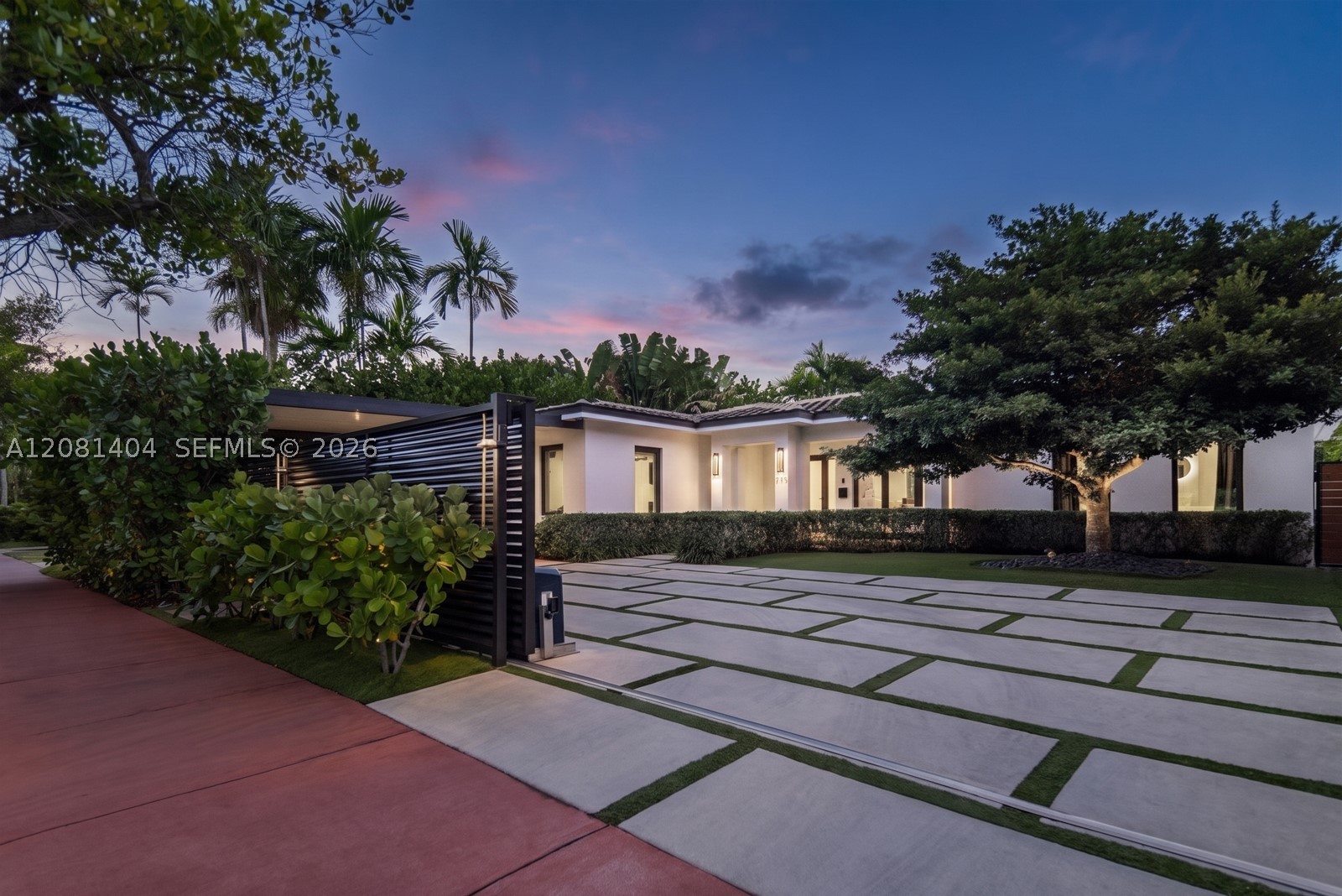 771 Fairway Dr Miami Beach, FL 33141