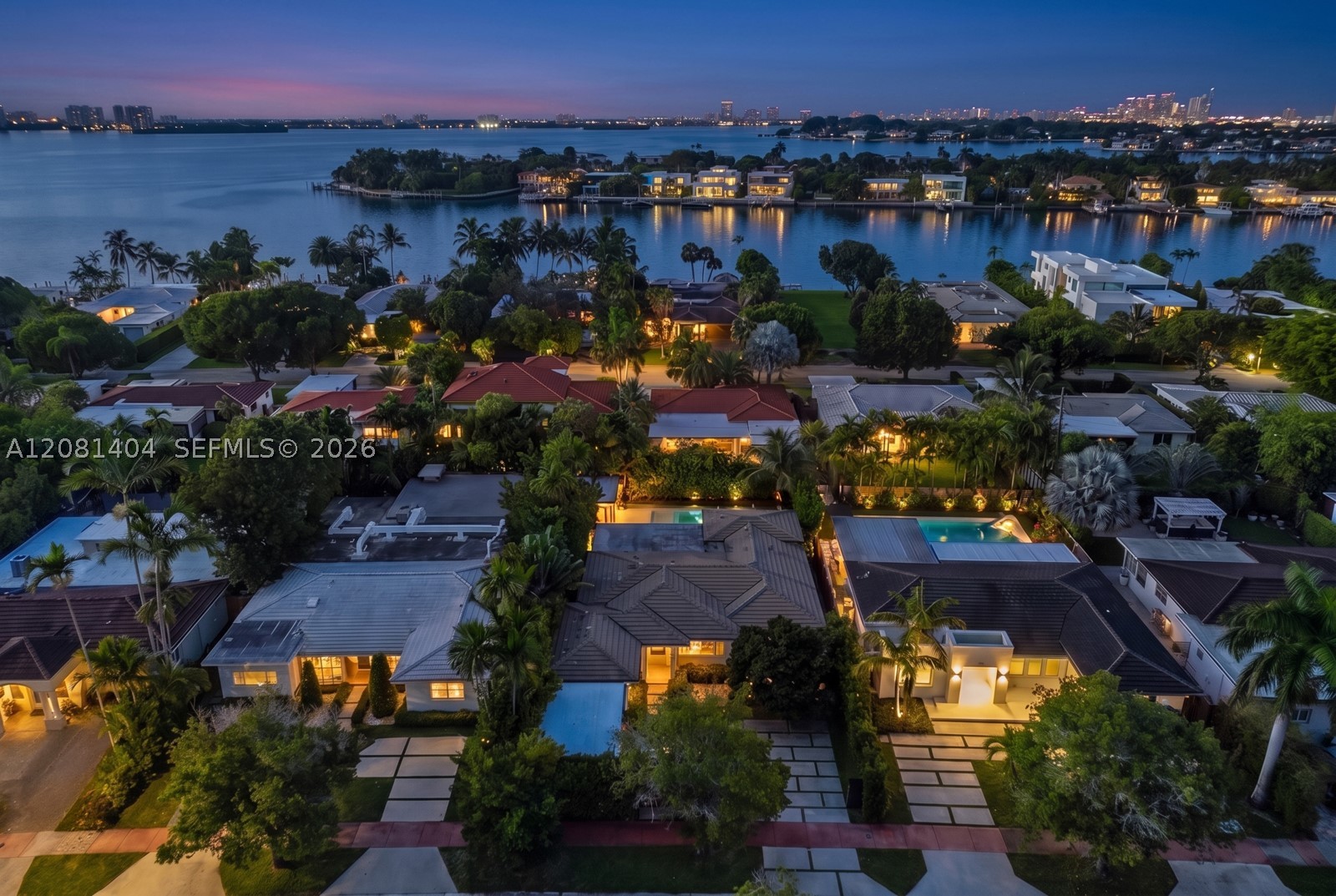 771 Fairway Dr Miami Beach, FL 33141