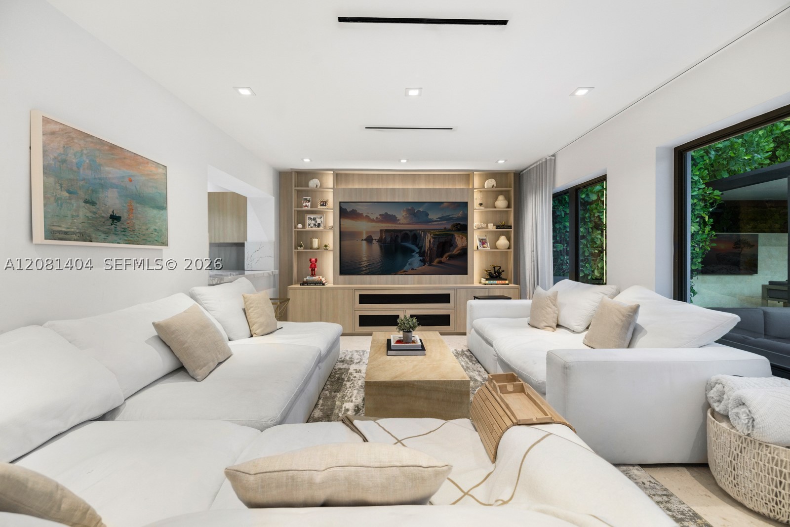 771 Fairway Dr Miami Beach, FL 33141