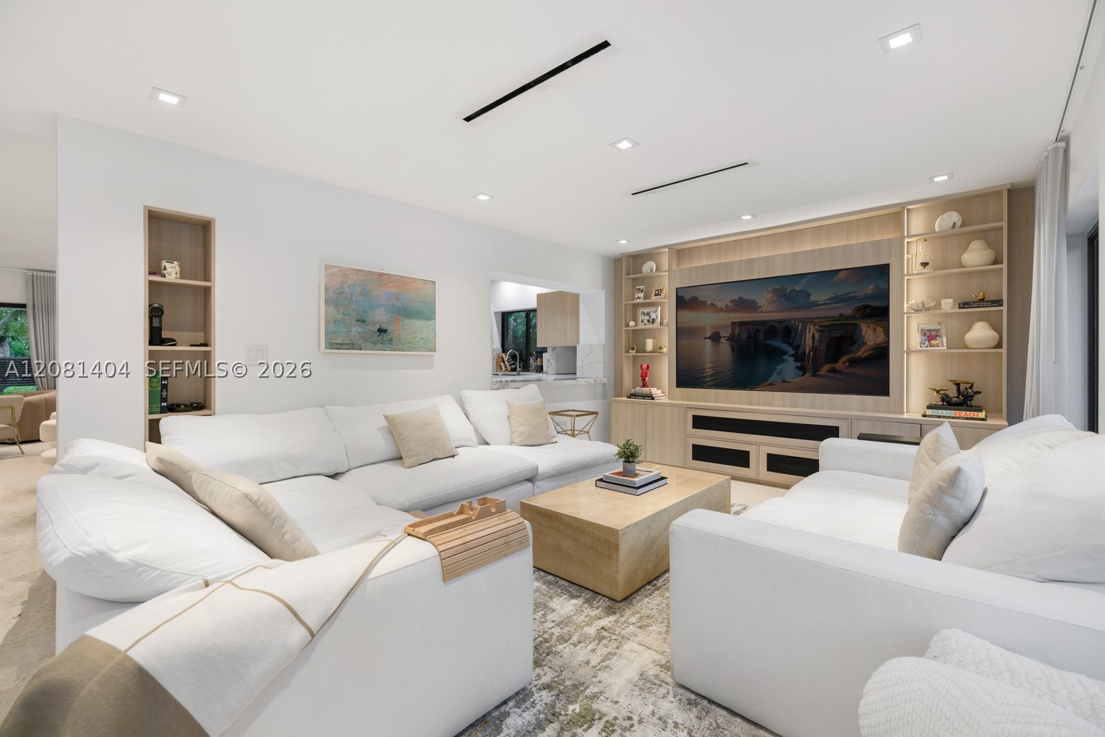 771 Fairway Dr Miami Beach, FL 33141