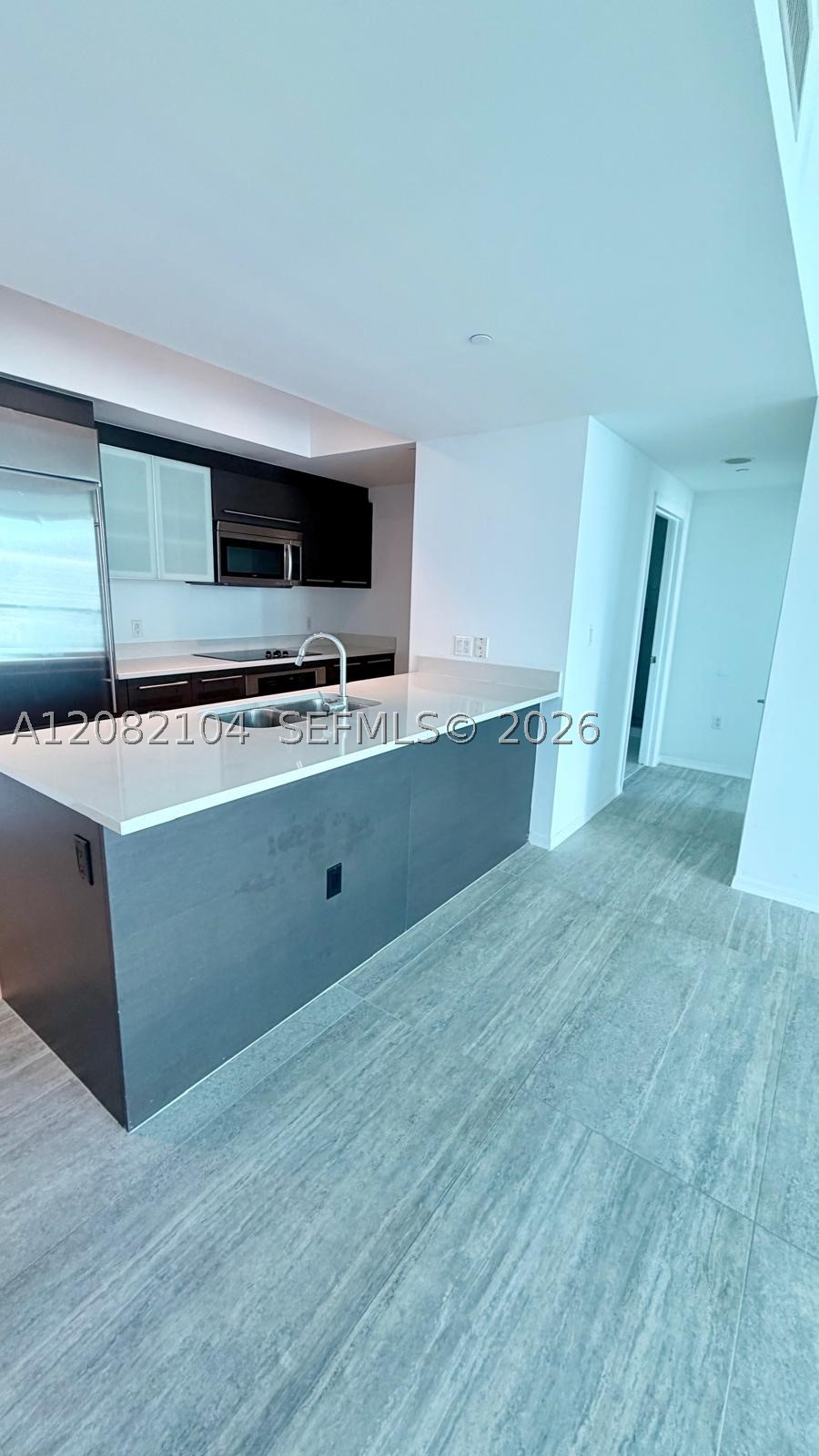 image 500 Brickell East4