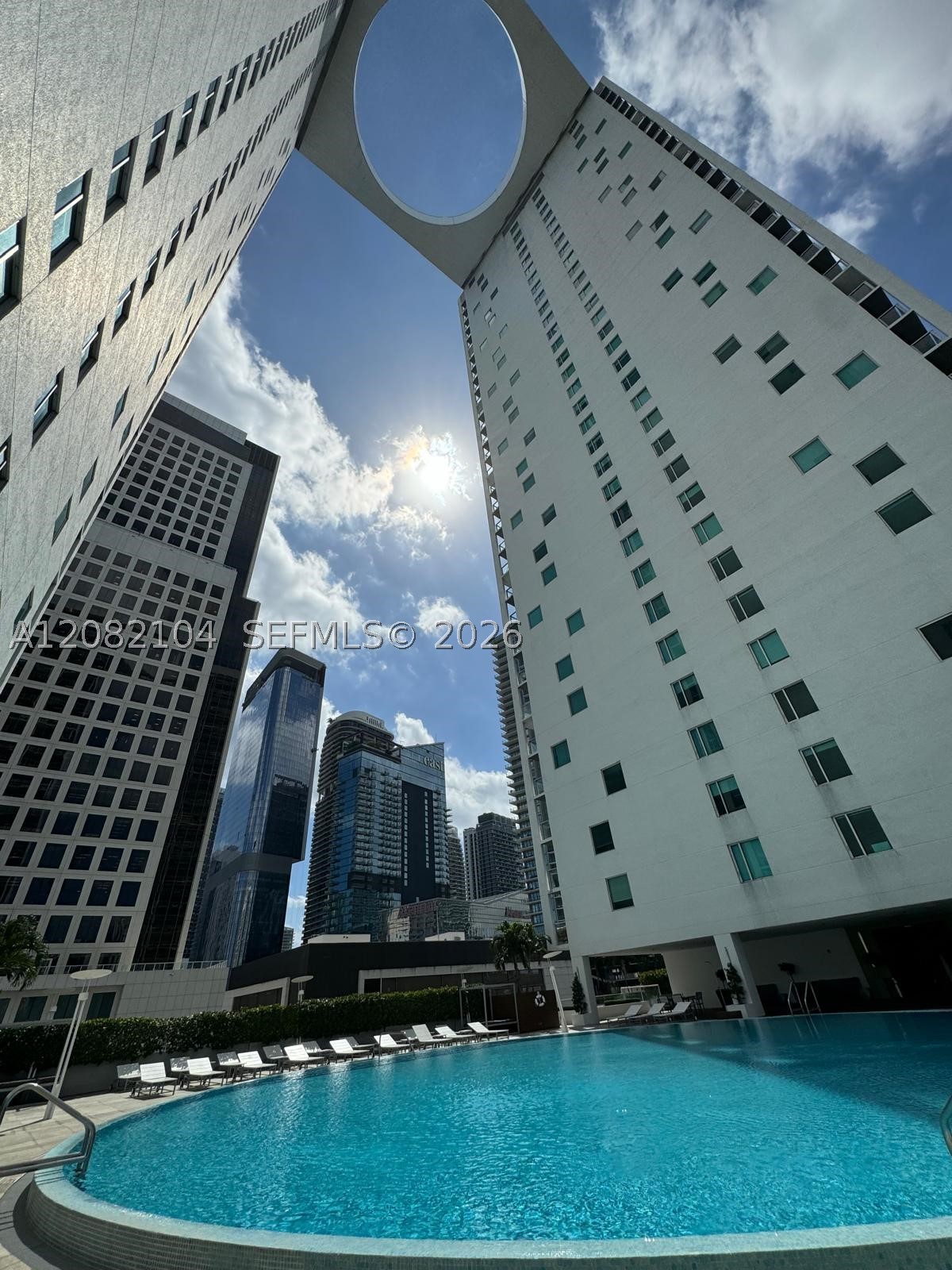 image 500 Brickell East8