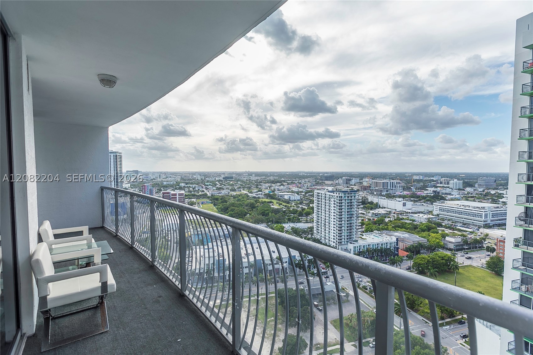1750 N Bayshore Dr #3211