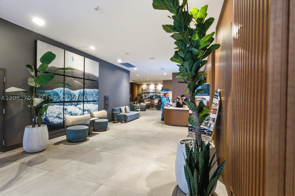 image Smart Brickell I17