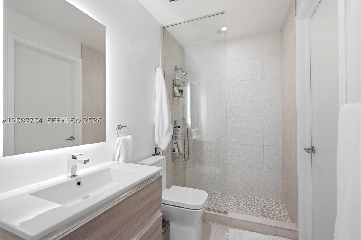 image Smart Brickell I47