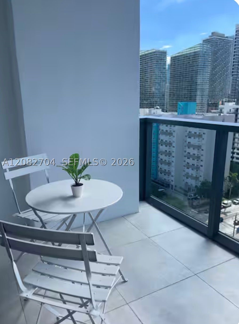 image Smart Brickell I4