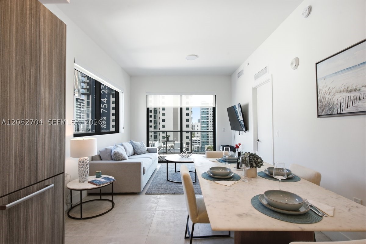 image Smart Brickell I5