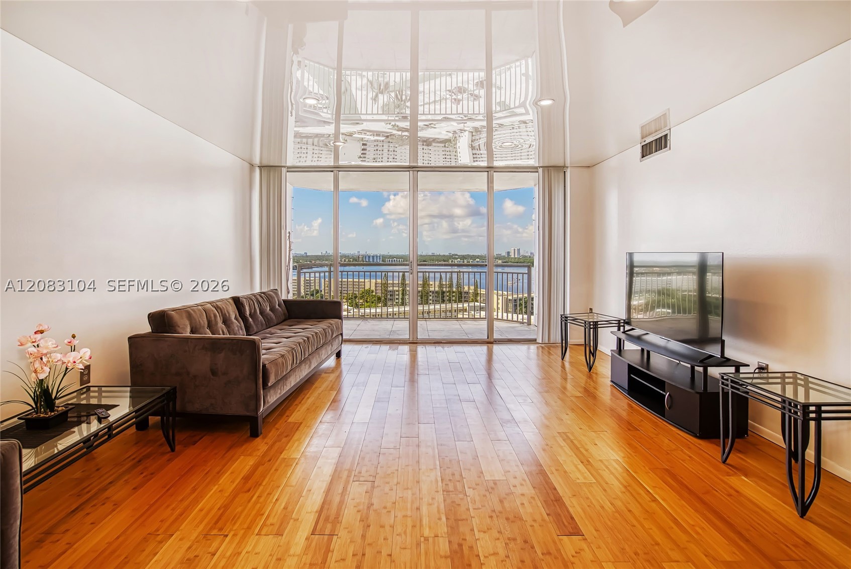 18021 Biscayne Blvd #1604