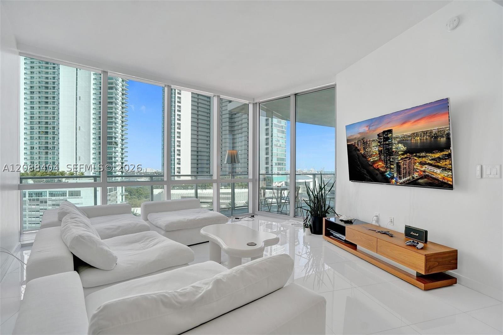 image Paramount Miami Worldcenter27