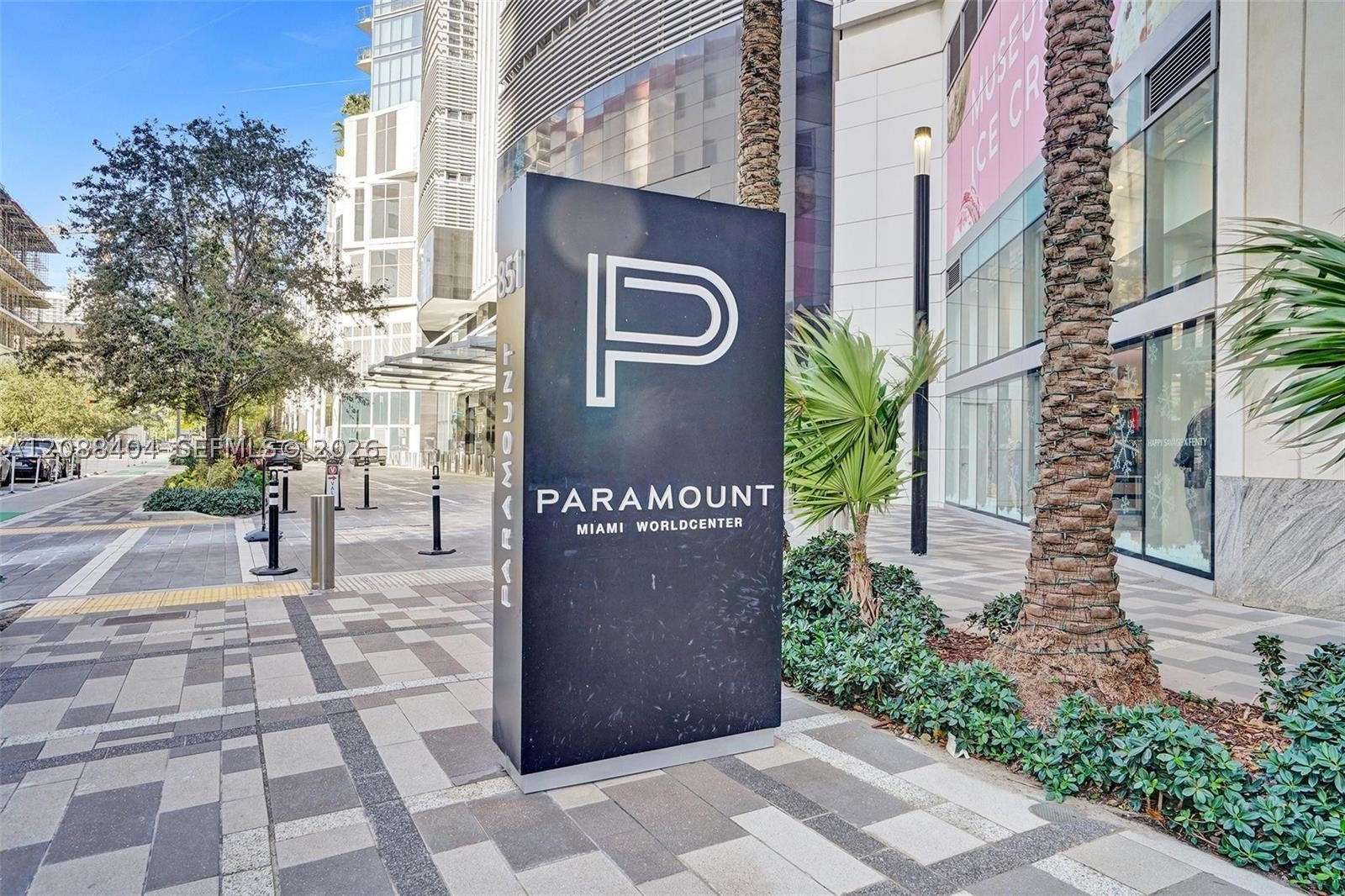 image Paramount Miami Worldcenter41