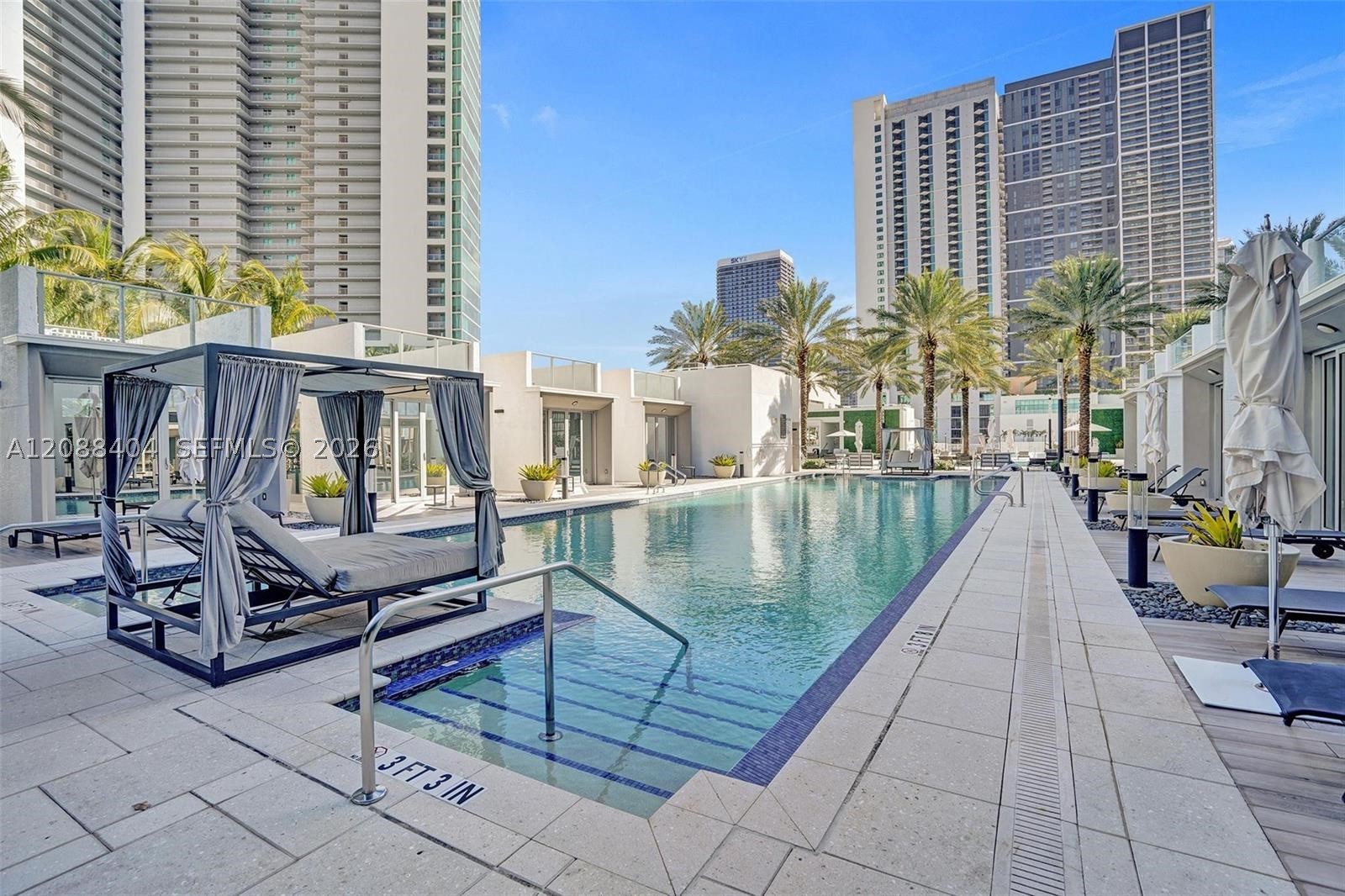 image Paramount Miami Worldcenter50