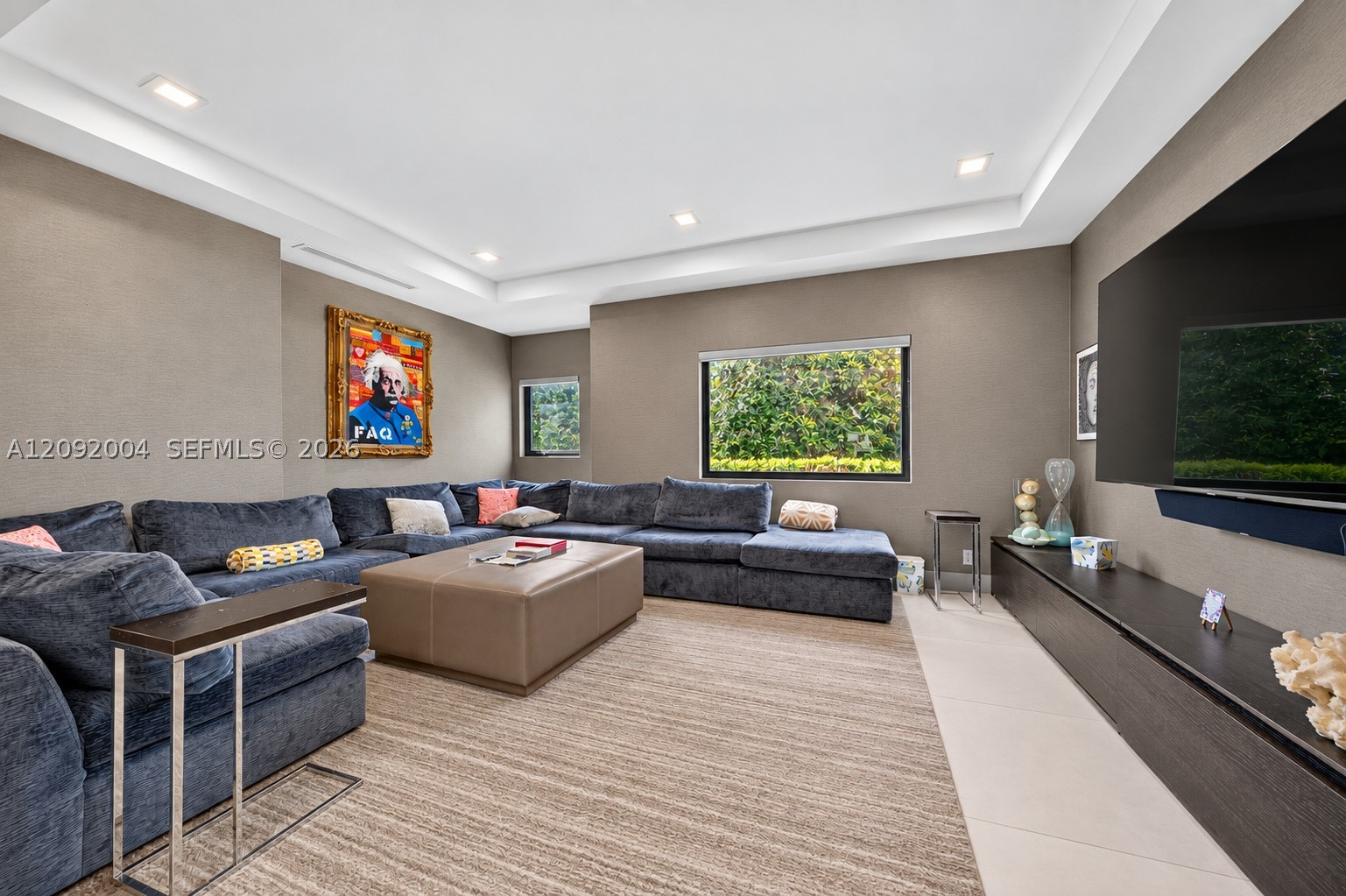 33 Pelican Dr Fort Lauderdale, FL 33301
