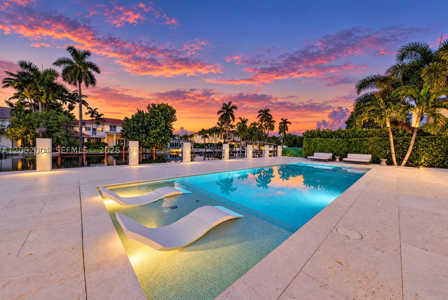 33 Pelican Dr Fort Lauderdale, FL 33301