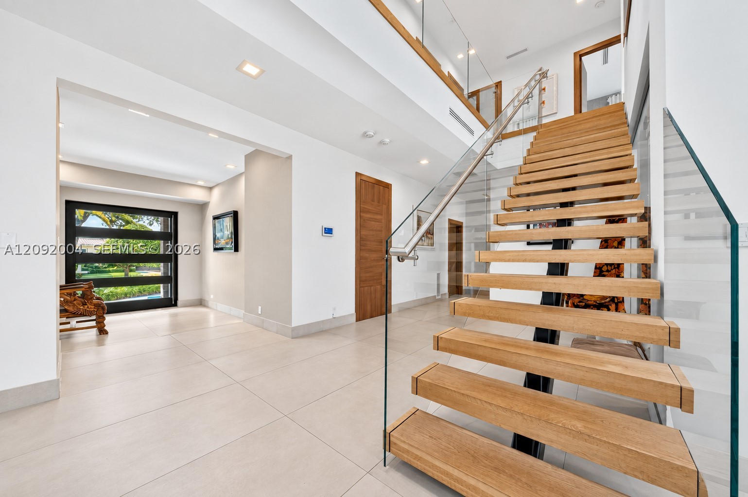 33 Pelican Dr Fort Lauderdale, FL 33301