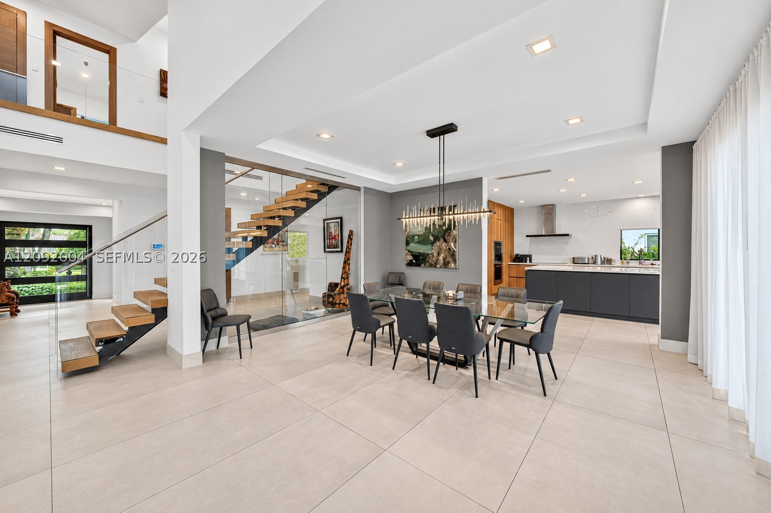33 Pelican Dr Fort Lauderdale, FL 33301