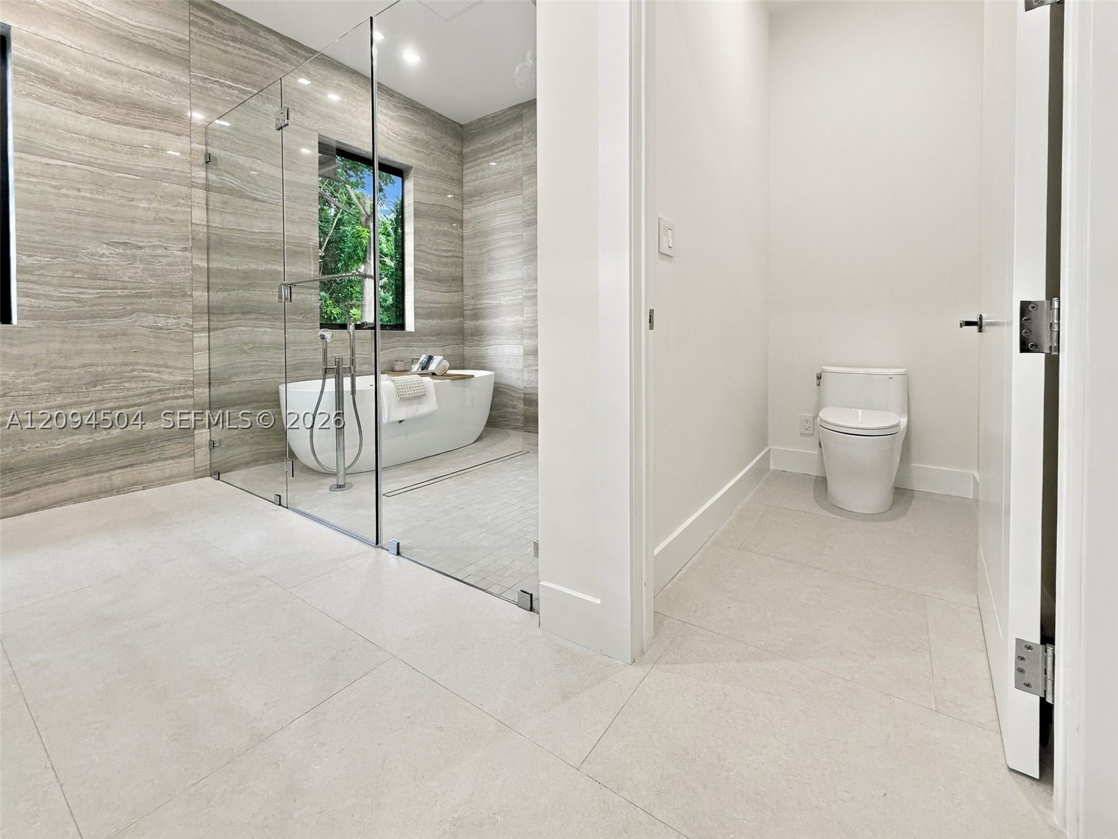 6255 SW 69th St South Miami, FL 33143