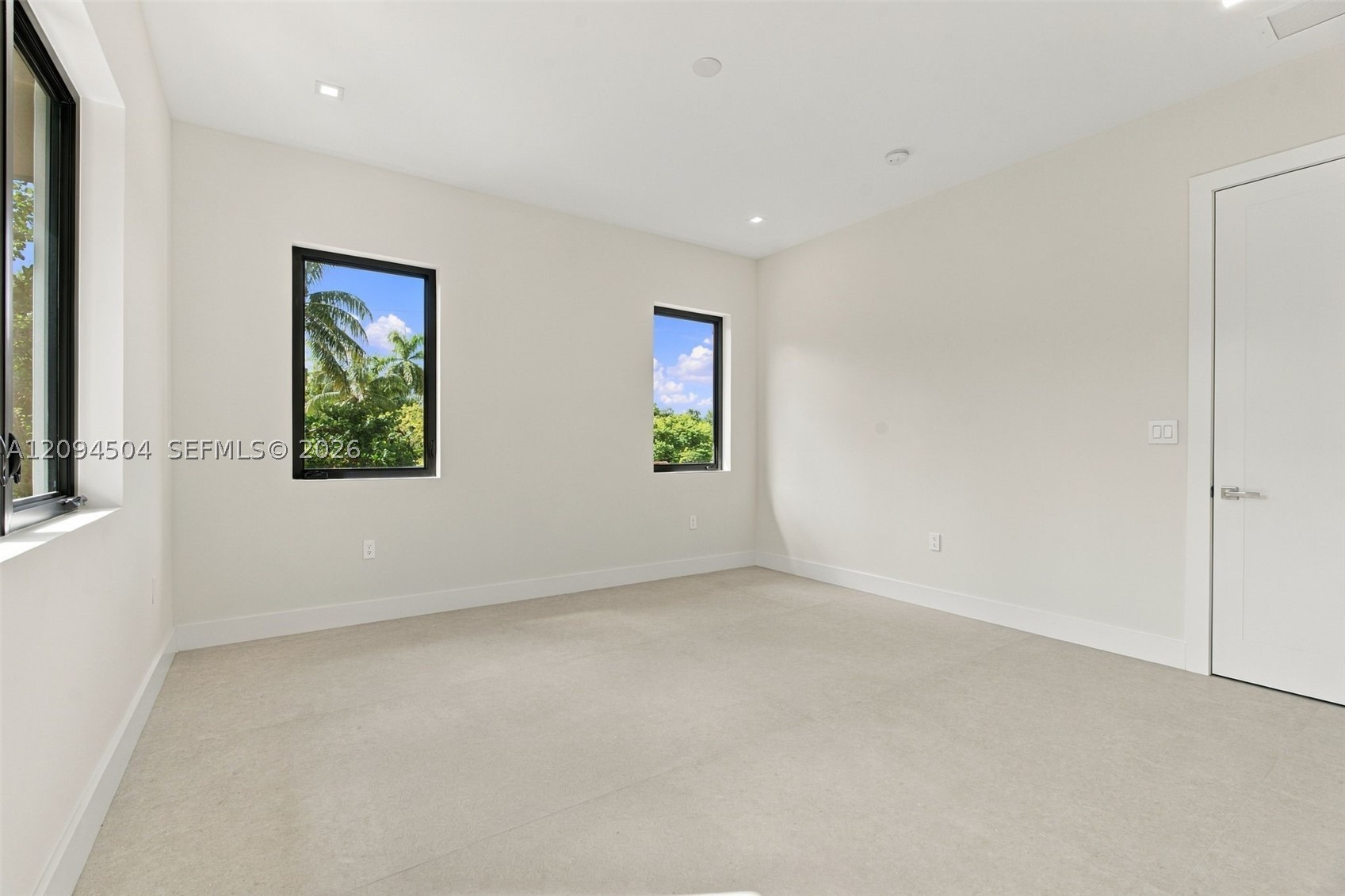 6255 SW 69th St South Miami, FL 33143