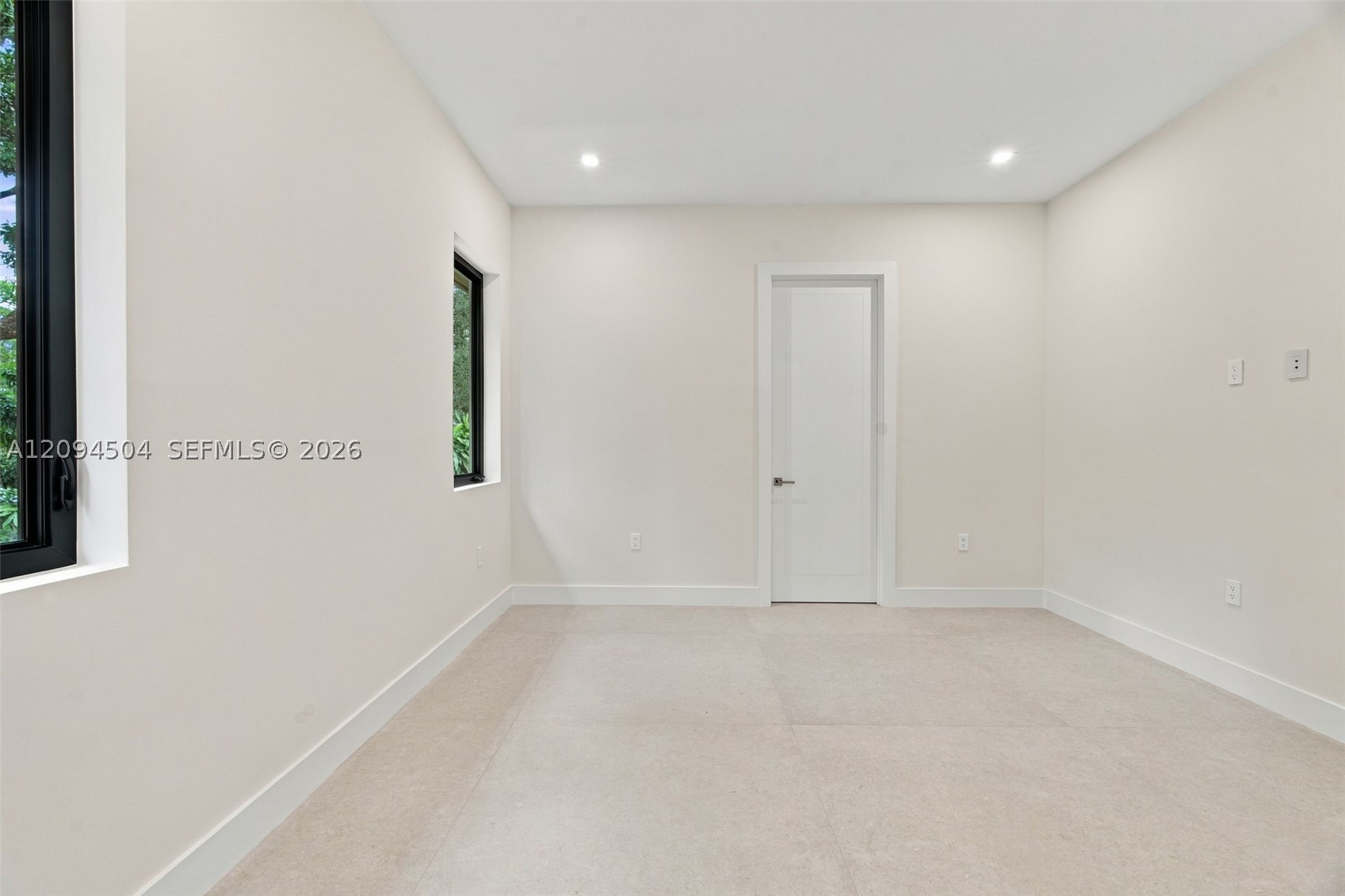 6255 SW 69th St South Miami, FL 33143