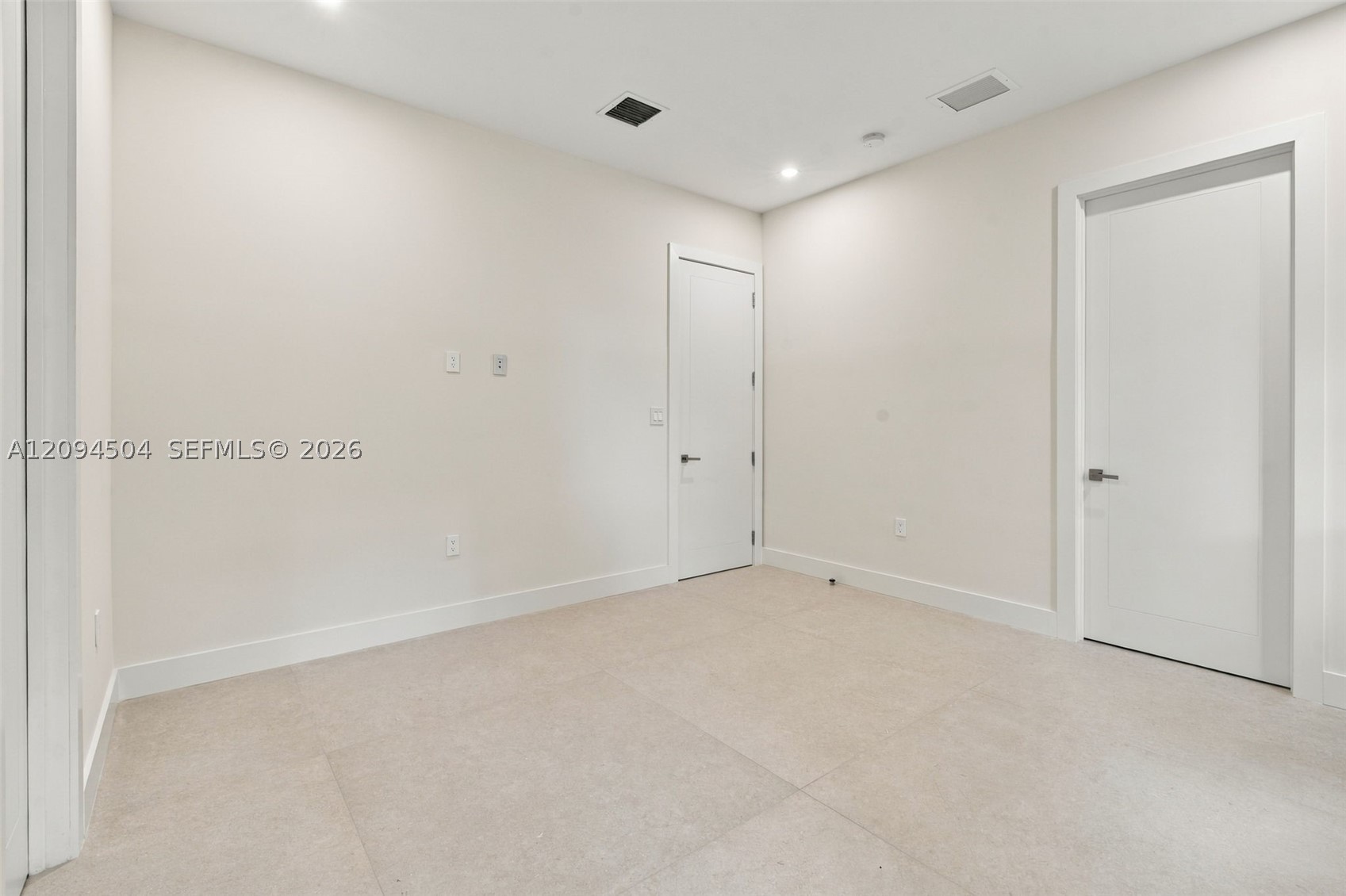 6255 SW 69th St South Miami, FL 33143