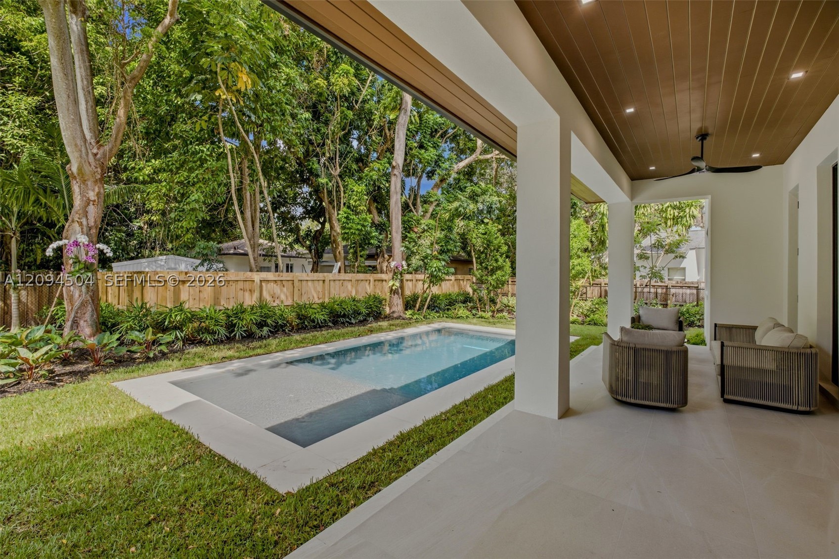 6255 SW 69th St South Miami, FL 33143