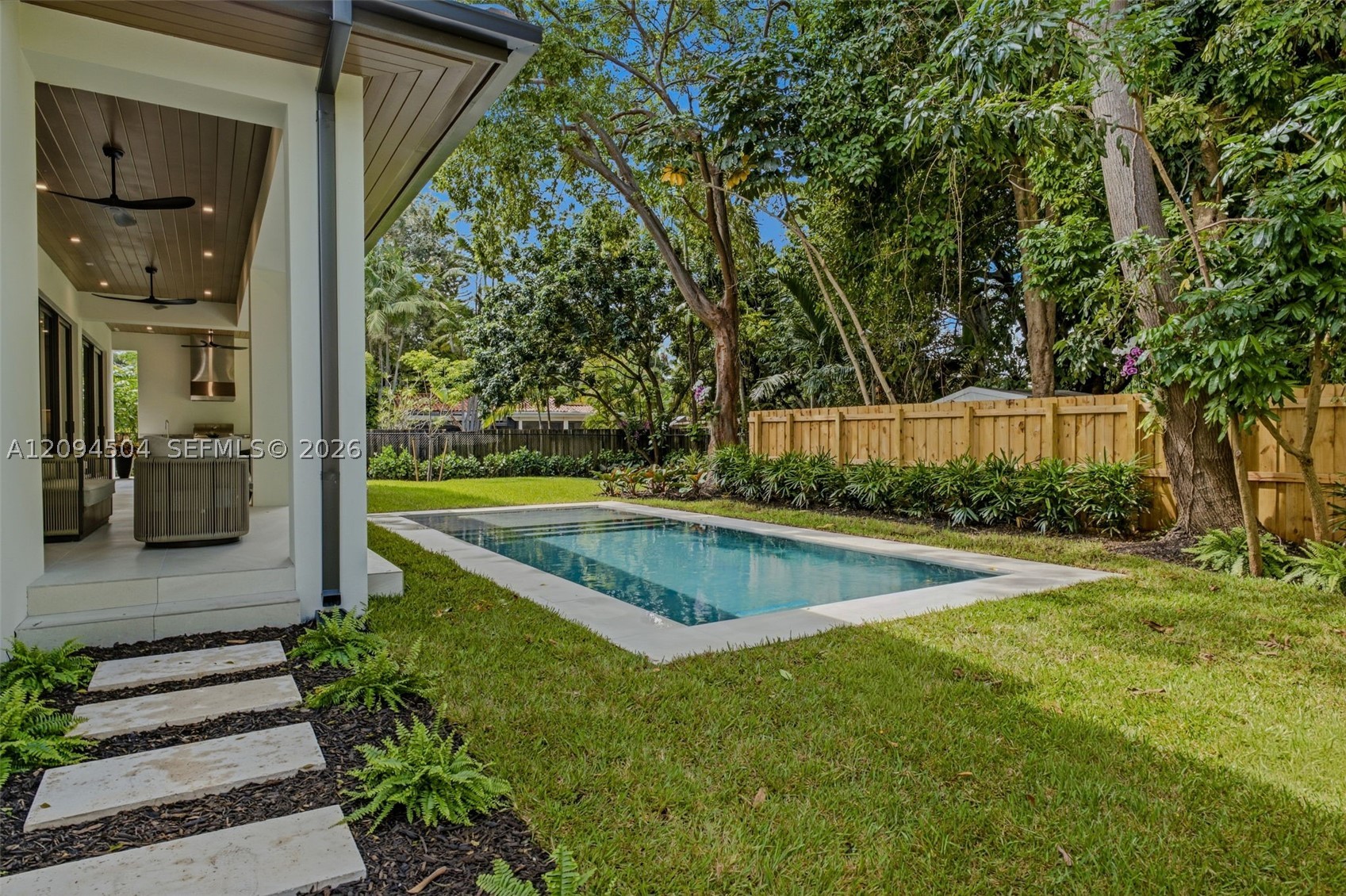 6255 SW 69th St South Miami, FL 33143