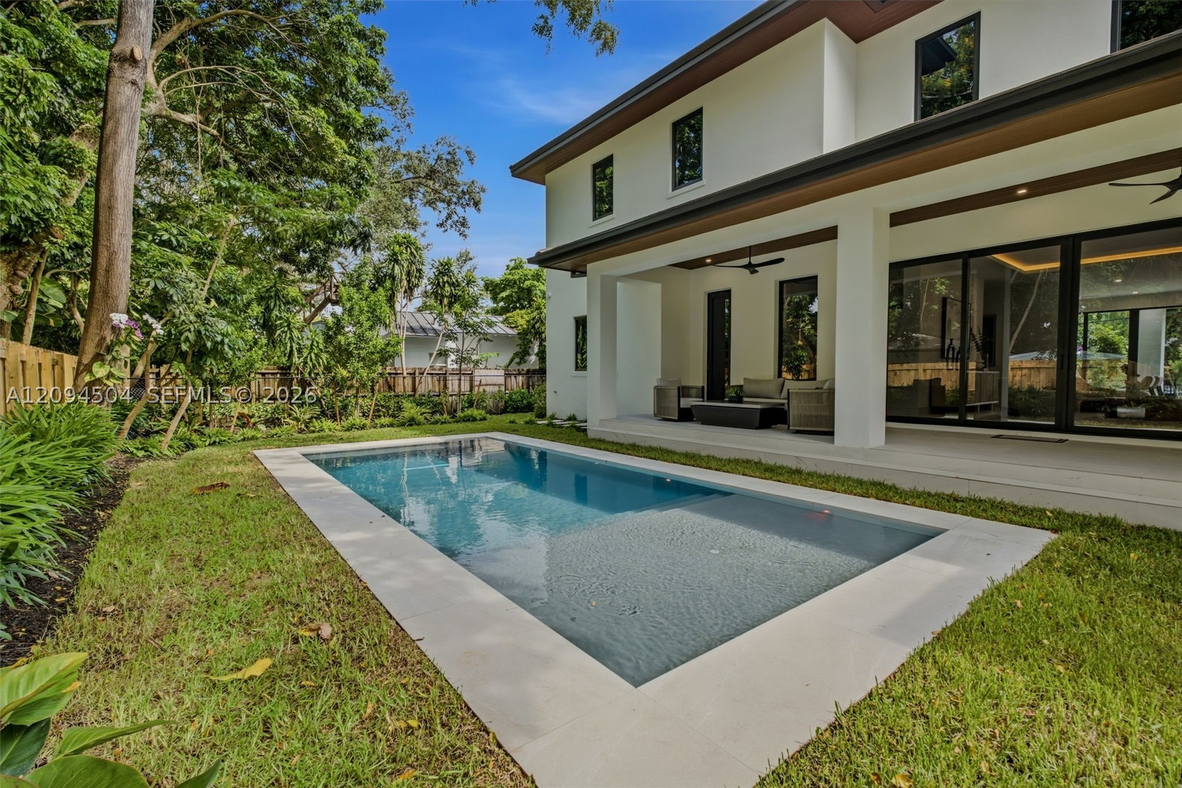 6255 SW 69th St South Miami, FL 33143