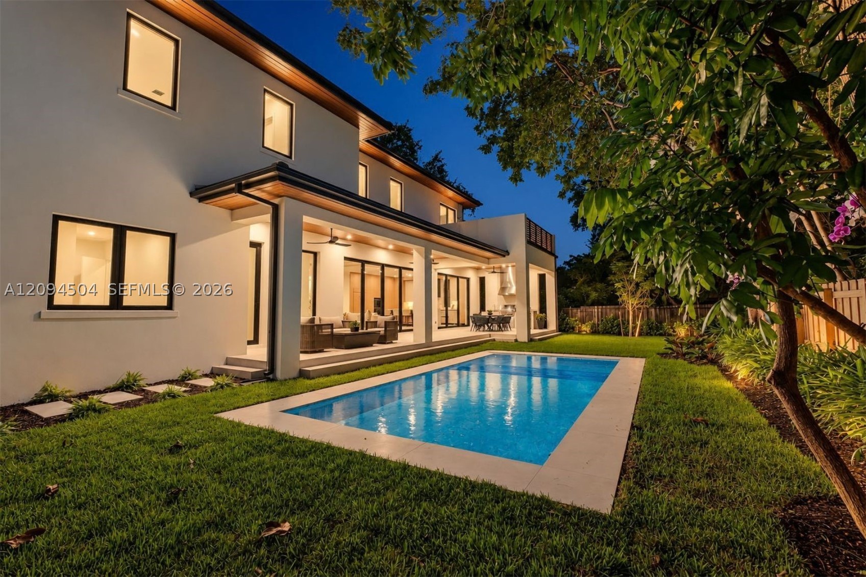 6255 SW 69th St South Miami, FL 33143