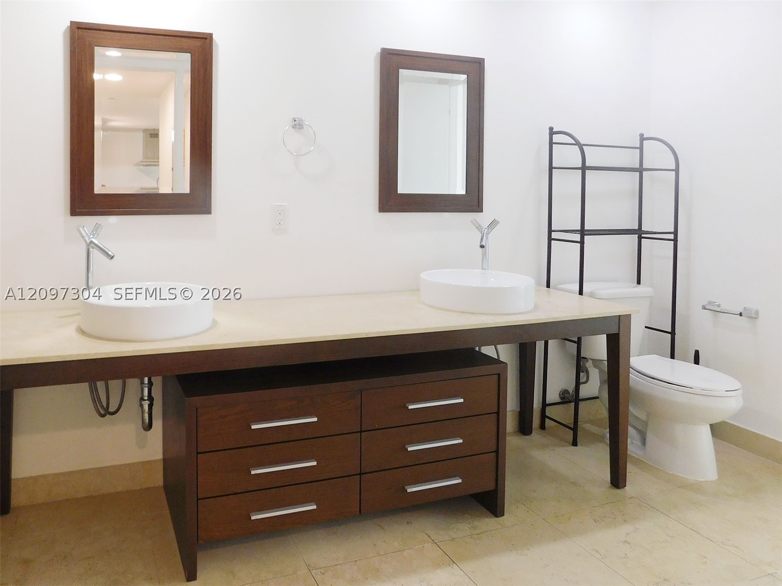 image Icon Brickell II15