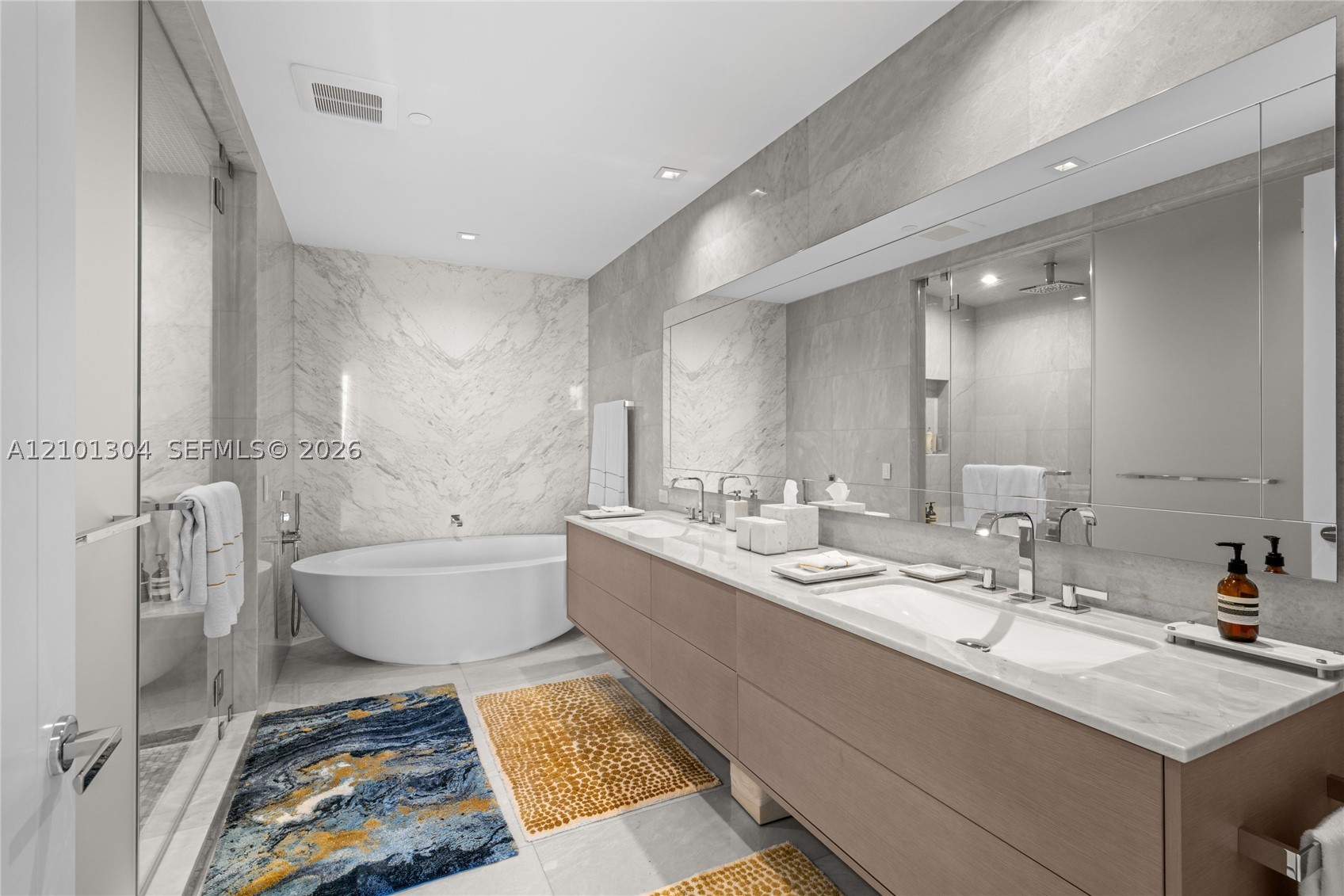 18501 Collins Ave #5101 Sunny Isles Beach, FL 33160