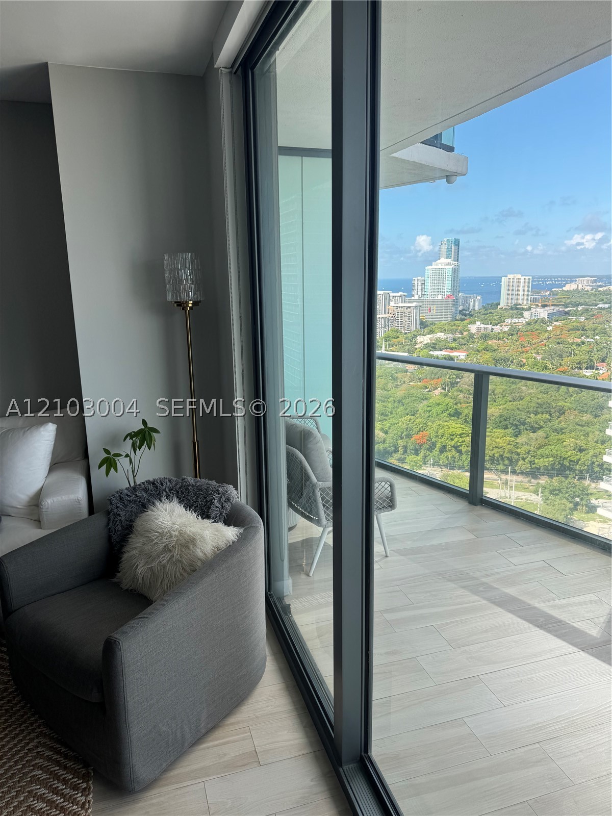 image Dua Miami11