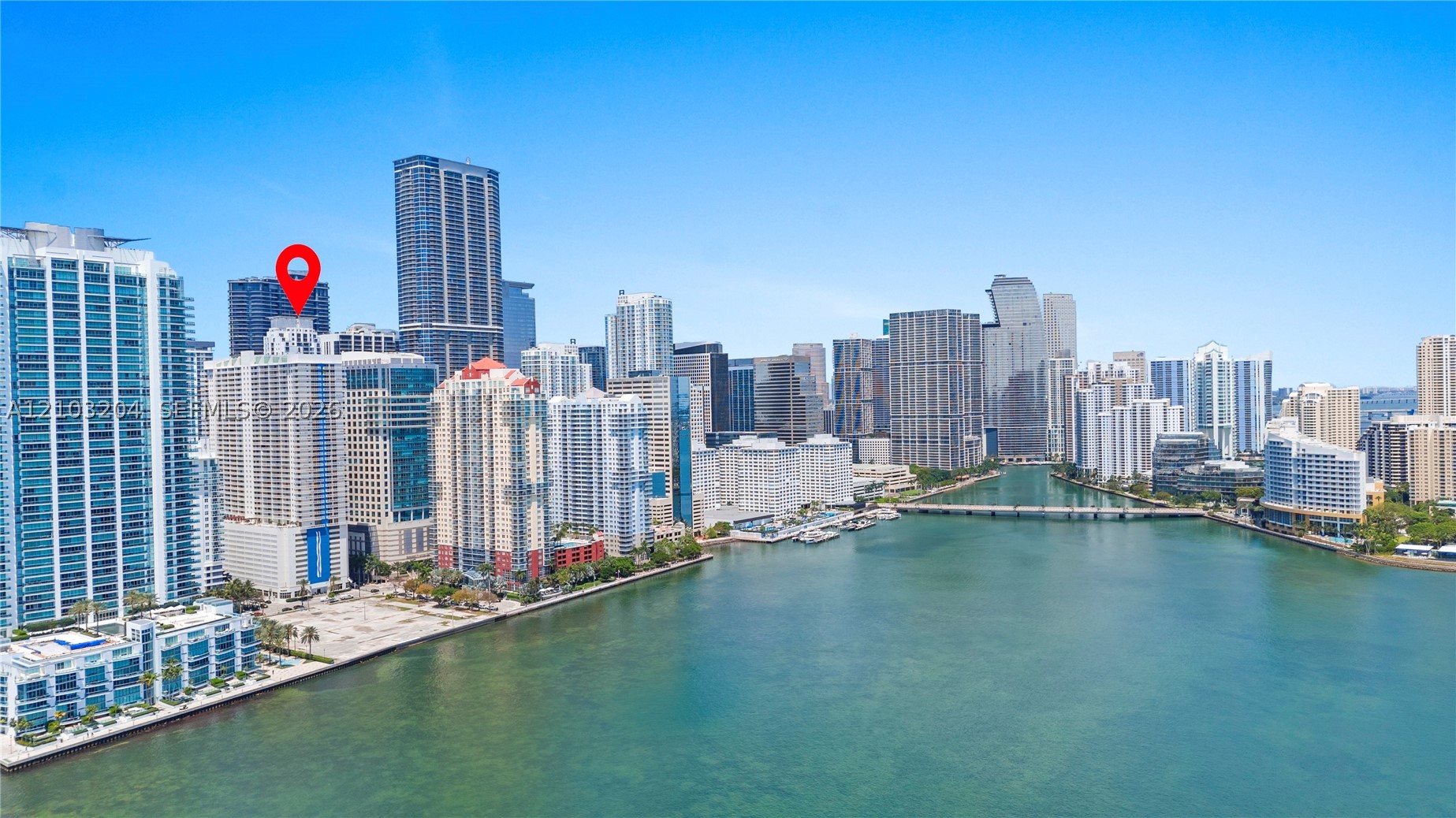 image The Club at Brickell Bay40