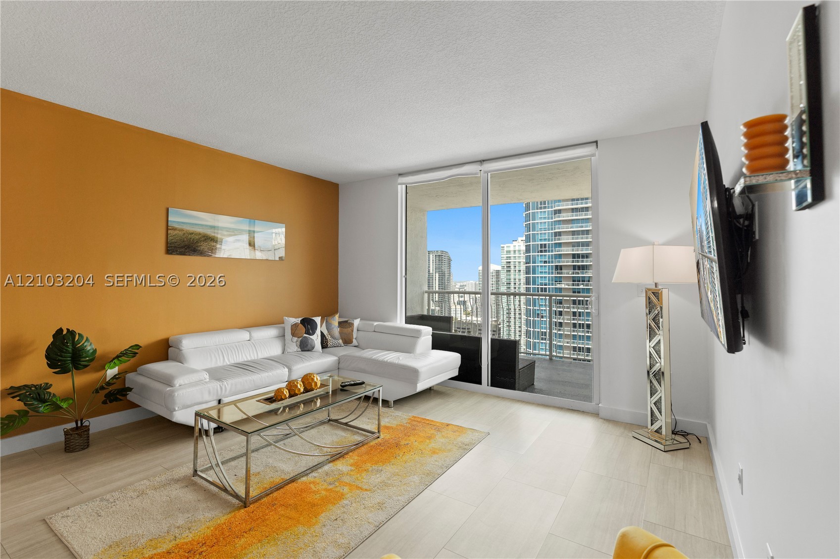 image The Club at Brickell Bay4